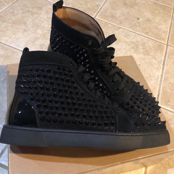 Christian Louboutin HT Flat Patent Spikes Brand New size 40 (7US) 3140487